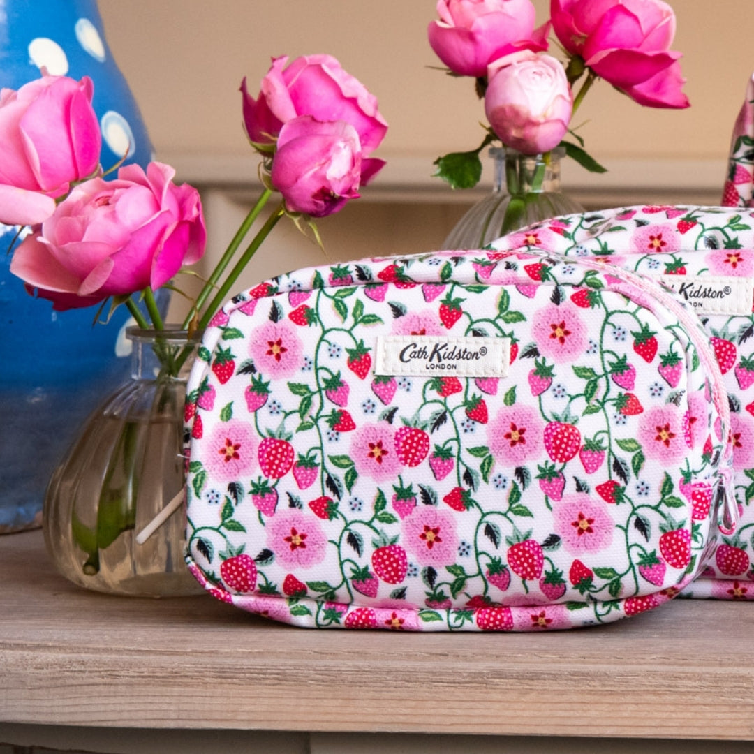 Cath Kidston CK Wash Bags Make Up Bag with Mirror Heathcote Ivory