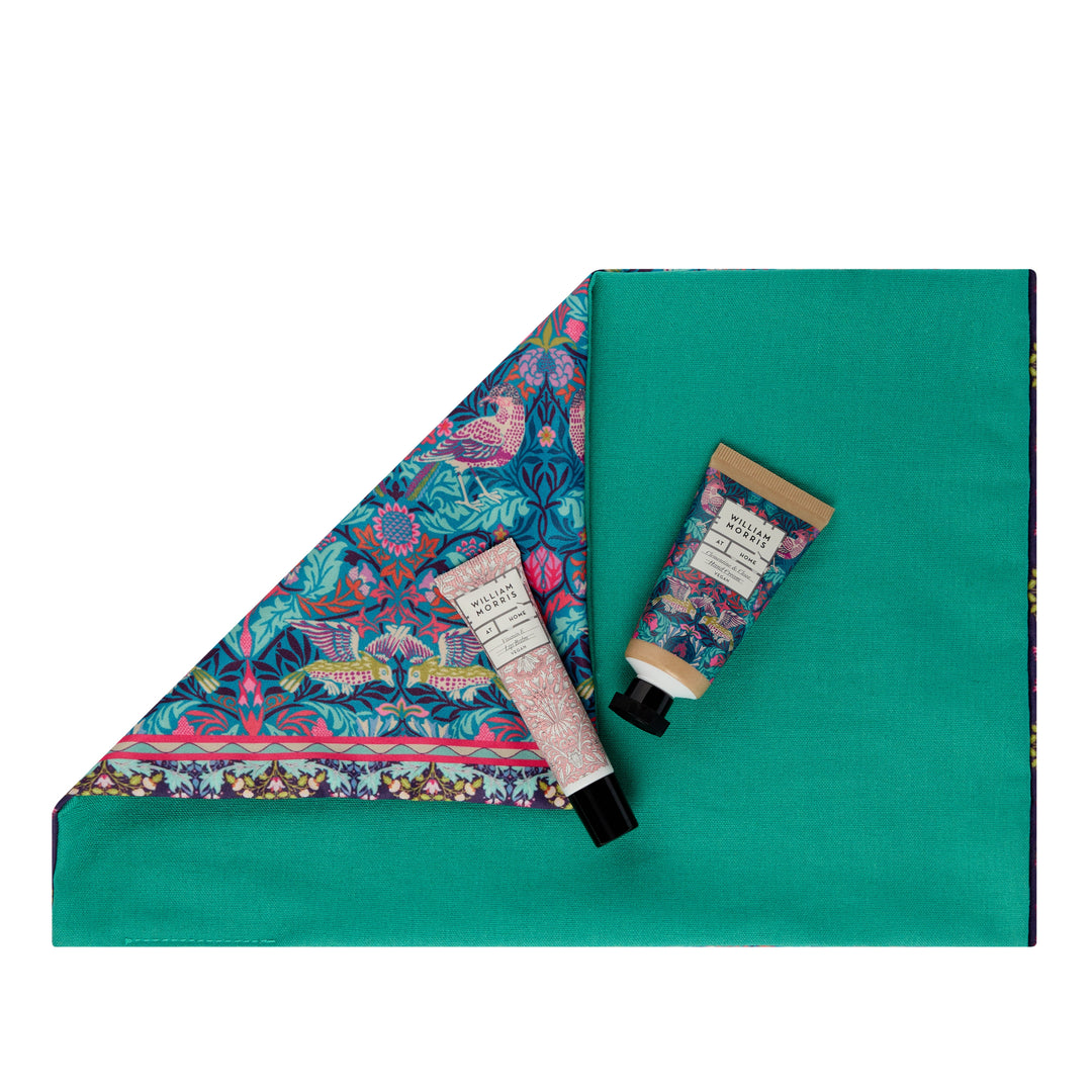 Bird & Yare Use & Reuse Fabric Cracker Gift Set