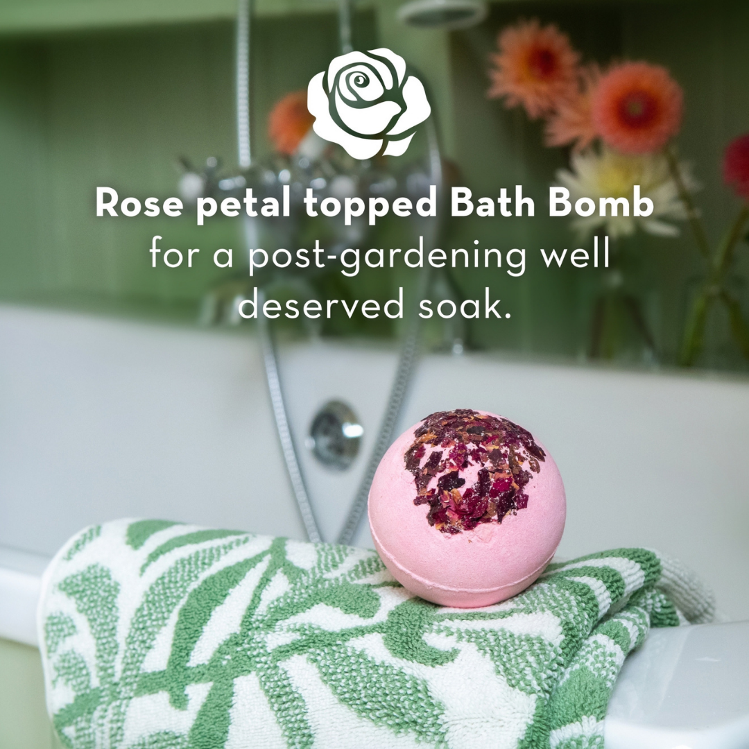 The Modern Homemaker Rose Petal Bath Bomb, 200g